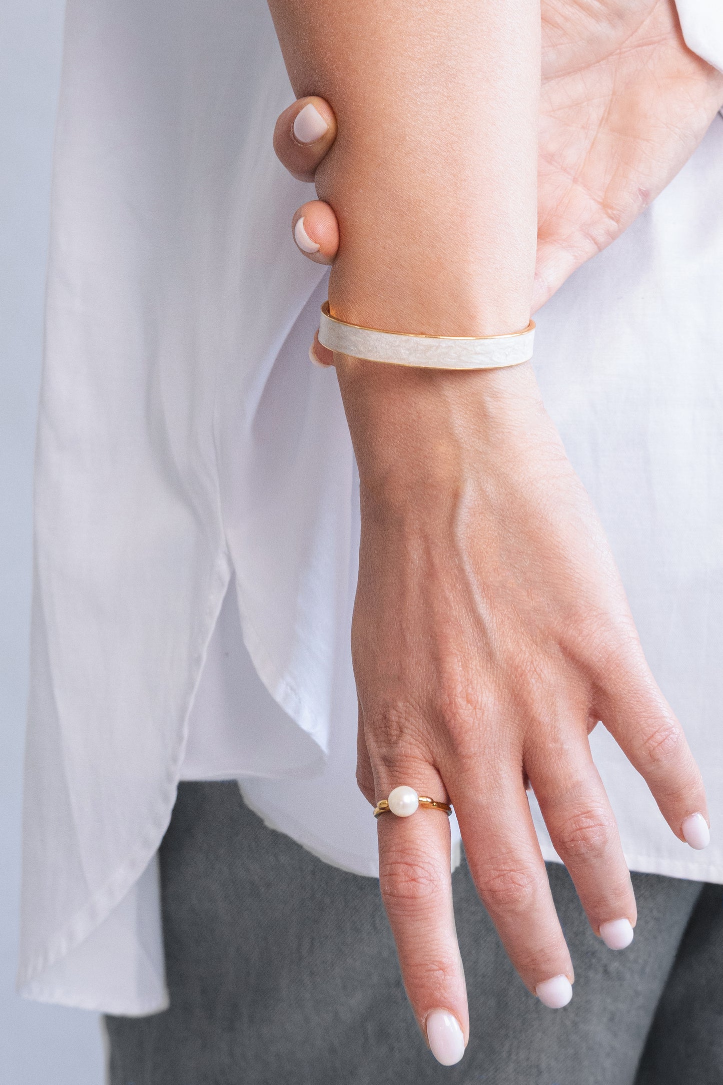 Atlas bangle