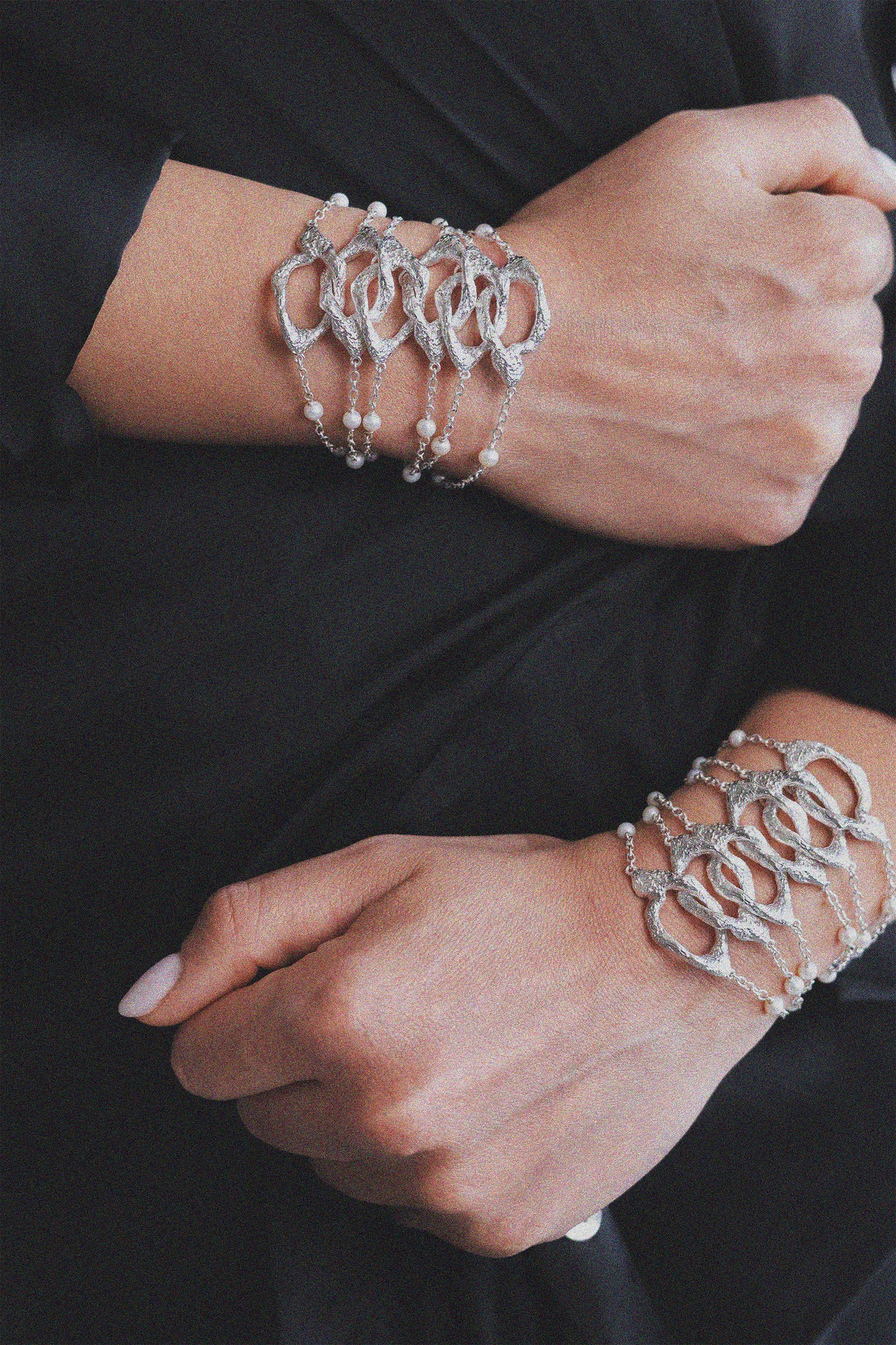 Aphrodite cuff