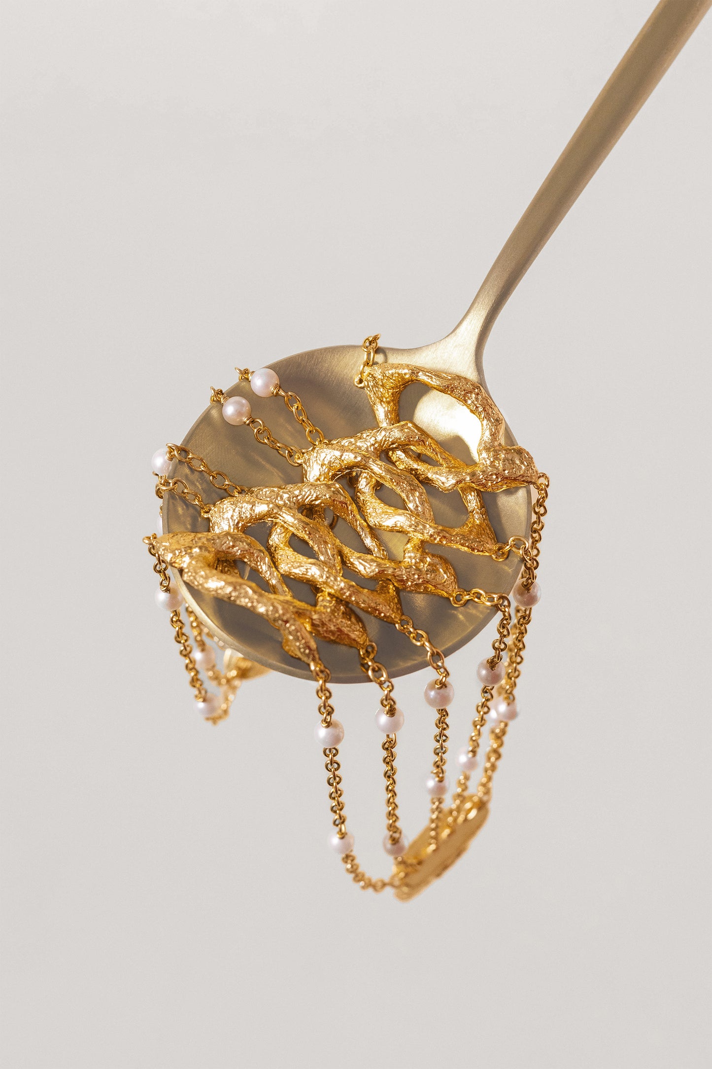 Aphrodite cuff