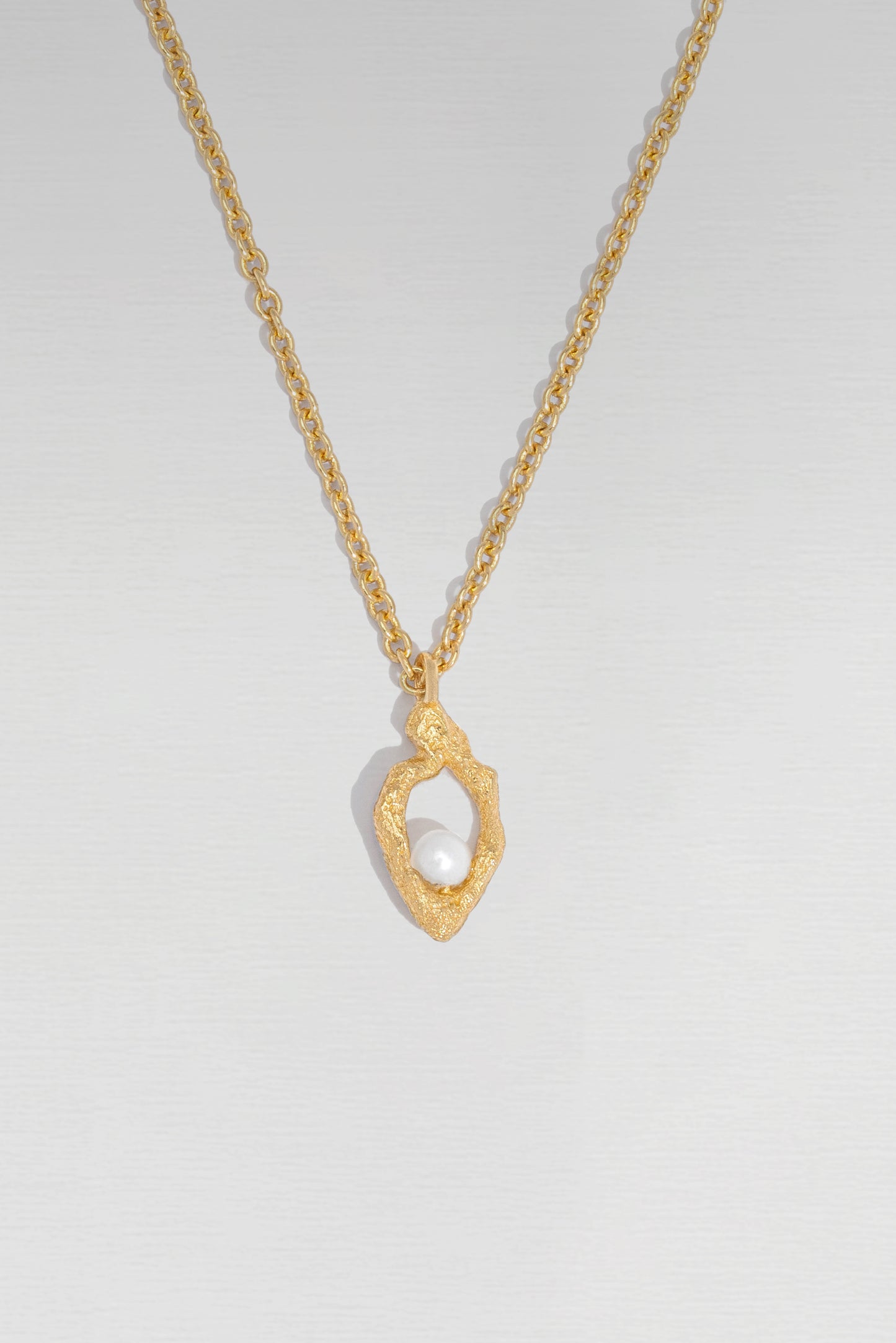 Aphrodite Mini Pendant