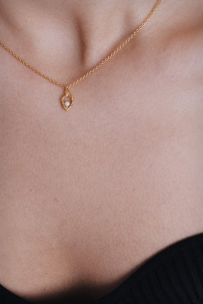 Aphrodite Mini Pendant
