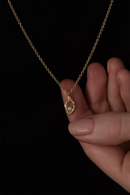 Aphrodite Mini Pendant