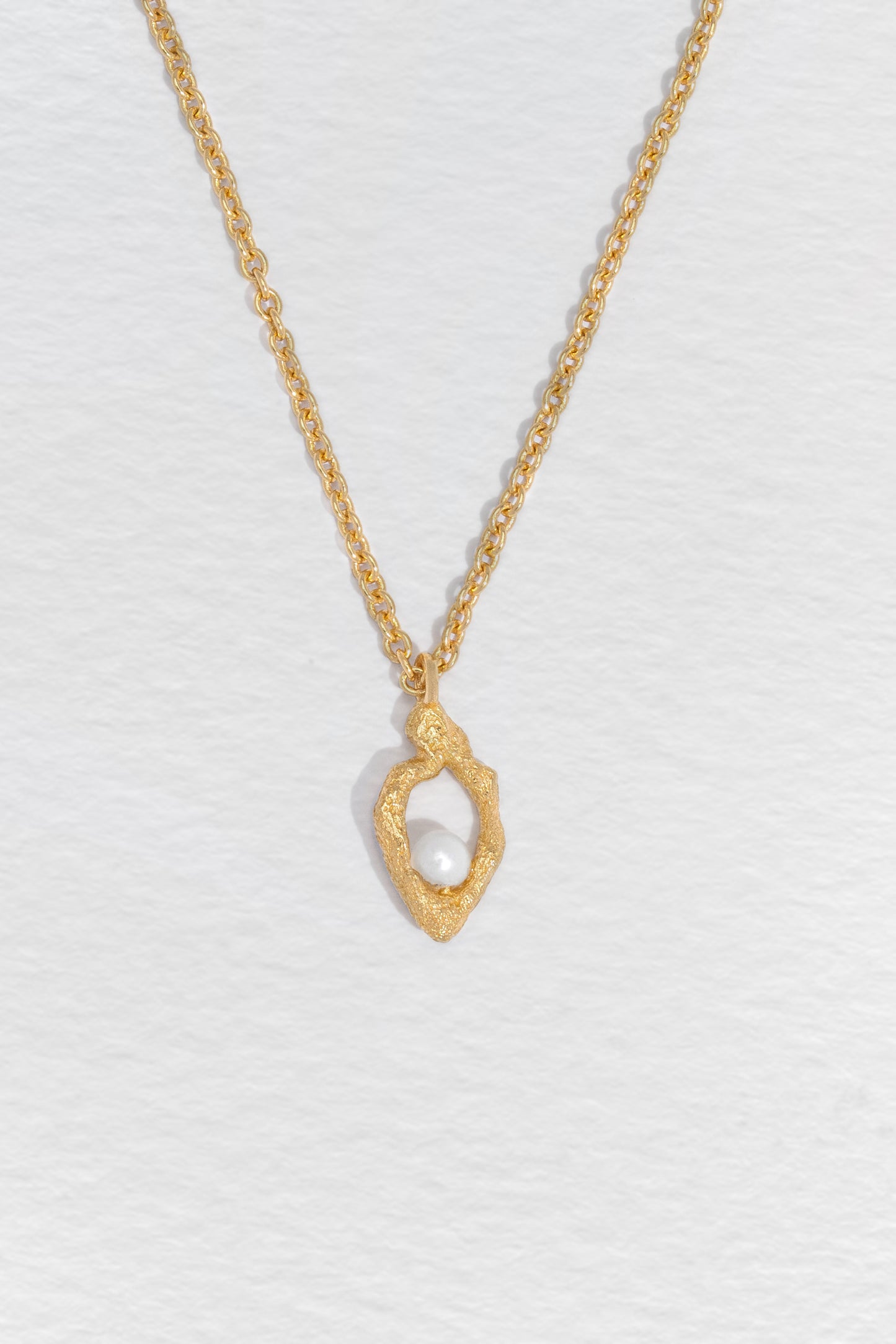 Aphrodite Mini Pendant