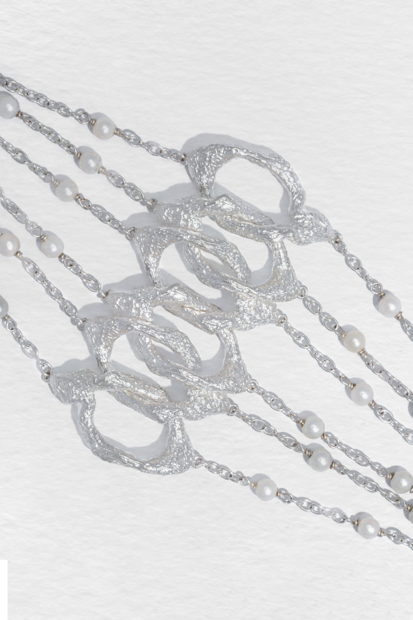 Aphrodite cuff